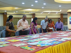 Chitra Vaidya with other Judges